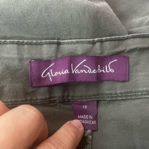 Gloria Vanderbilt brown wide leg slacks. Casual and sporty, size 10. - Picture 3 of 6